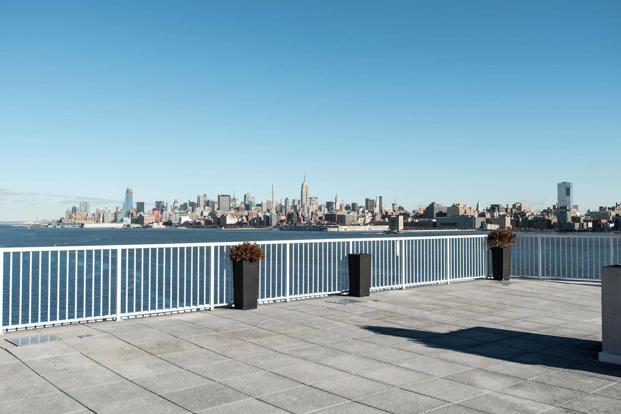 Dharma Home Suites Jc At Exchange Place Jersey City Zewnętrze zdjęcie
